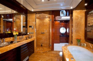 Motor yacht DREAM -  Master Ensuite